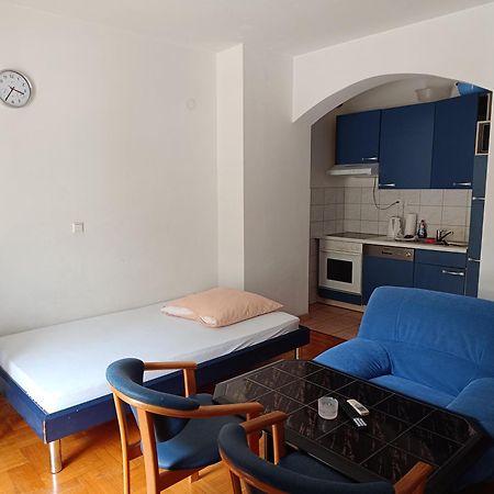 Apartmani "Radi" Baška Voda Стая снимка