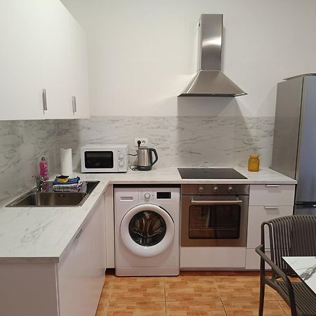 Apartmani "Radi" Baška Voda Екстериор снимка