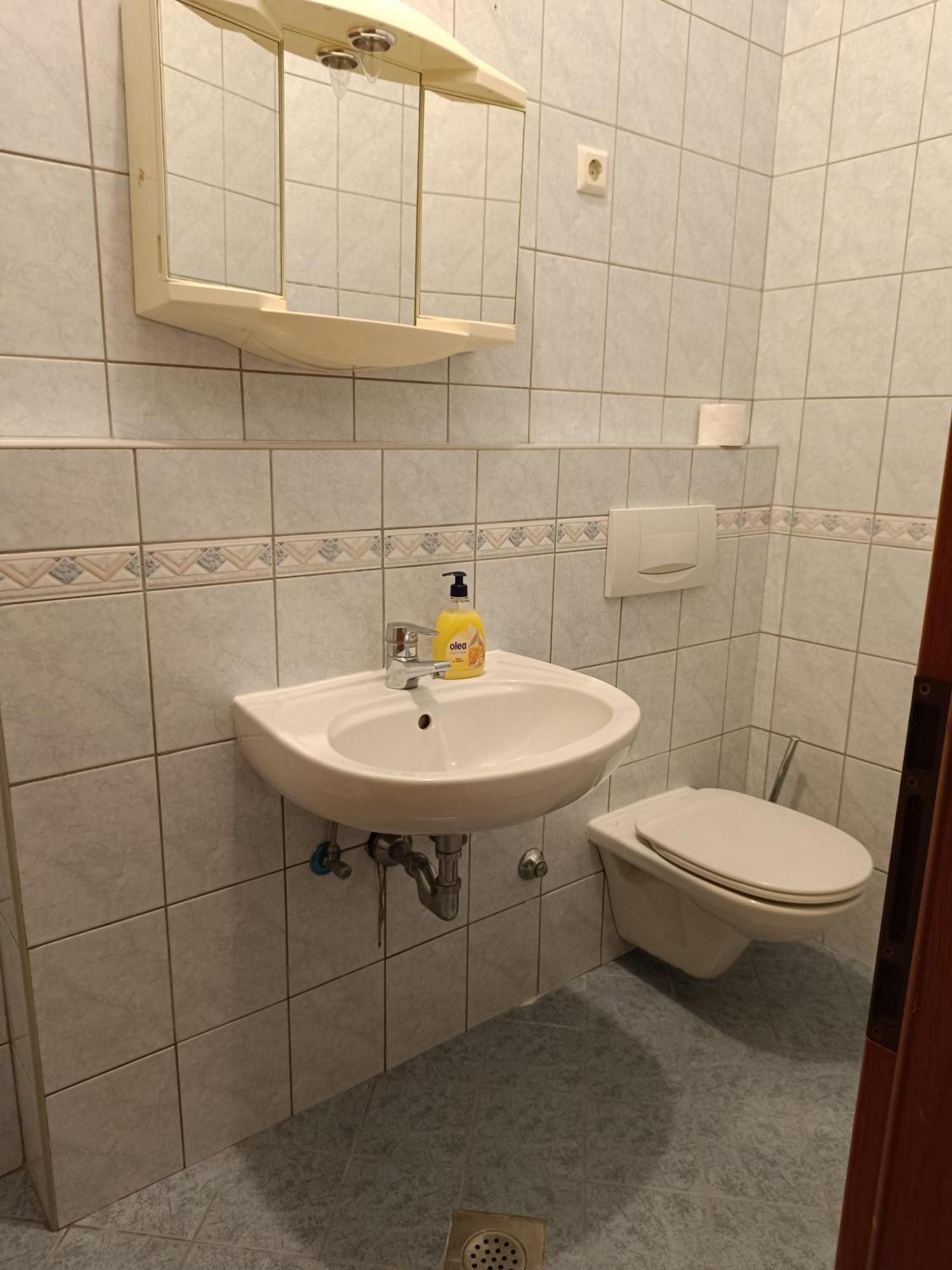 Apartmani "Radi" Baška Voda Екстериор снимка