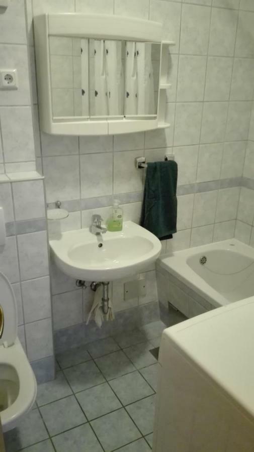 Apartmani "Radi" Baška Voda Екстериор снимка